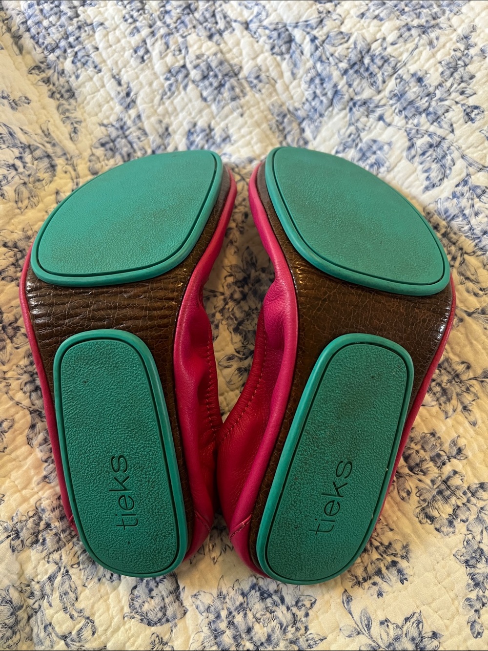 Pink size 9 Tieks - Picture 3 of 4